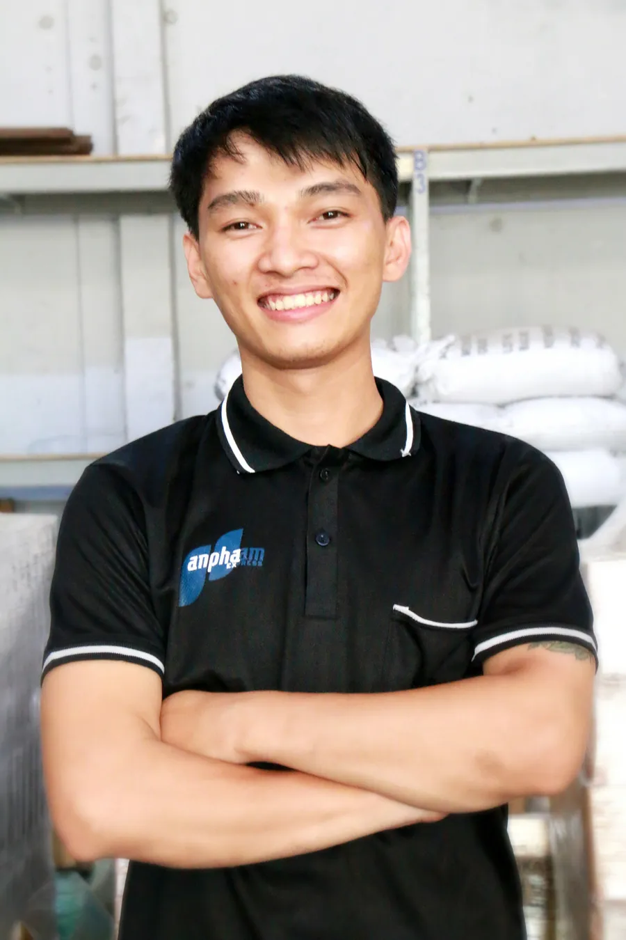 Nhân viên An Pha Nam Express mặc đồng phục
